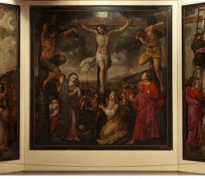 Descubra una pintura de la crucifixión de Jesucristo, con figuras y soldados de luto, en el Museo de Bellas Artes. Opte por "Entradas Museo de Bellas Artes de Sevilla: Visita guiada" para apreciar plenamente la obra maestra cultural de Sevilla. - ForTwo - Planes para parejas