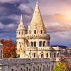 El Bastión de los Pescadores de Budapest, con sus torres cónicas de cuento de hadas, evoca el encanto de una estancia en un castillo; experimente esta magia con la oferta "2 noches o más en un castillo de Budapest con desayuno". - ForTwo - Planes para parejas