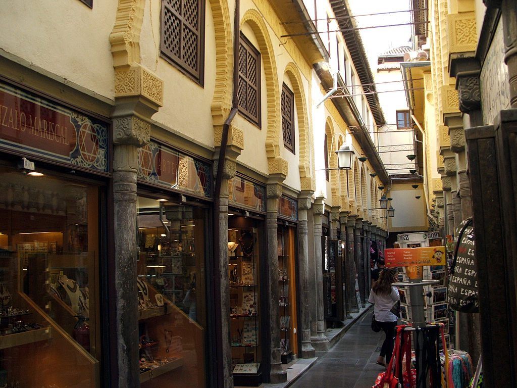 Alcaicería-planes-gratis-Granada