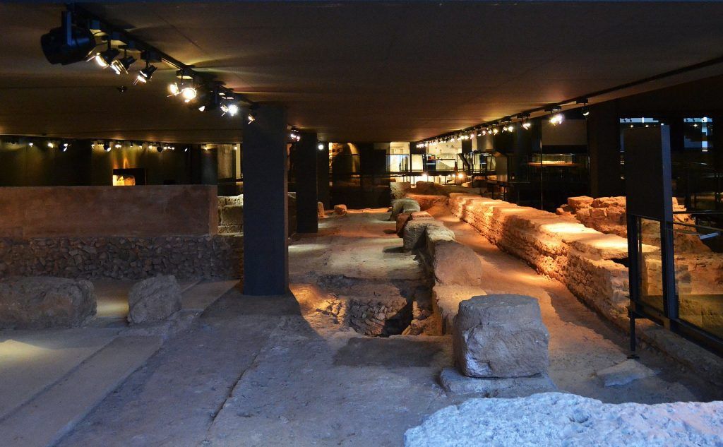 Interior-Centro-Arqueológico-de-la-Almoina