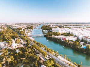 Los miradores más románticos de Sevilla|Los miradores más románticos de Sevilla_Torre Schindler|Los miradores más románticos de Sevilla_Torre Sevilla|Los miradores más románticos de Sevilla_Plaza del Duque|Los miradores más románticos de Sevilla_Las Setas|Los miradores más románticos de Sevilla_Torre de los Perdigones|Los miradores más románticos de Sevilla_La Giralda|Los miradores más románticos de Sevilla_La Torre del Oro