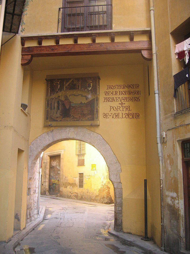 Valencia-Portal-de-la-Valldigna