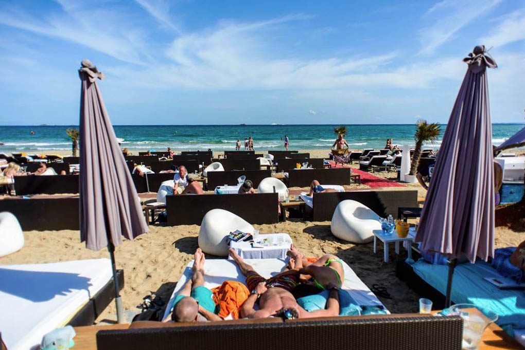 beach-club-playa-den-bossa