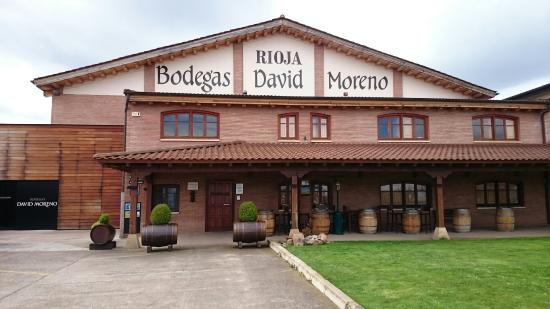 bodegas david moreno fachada