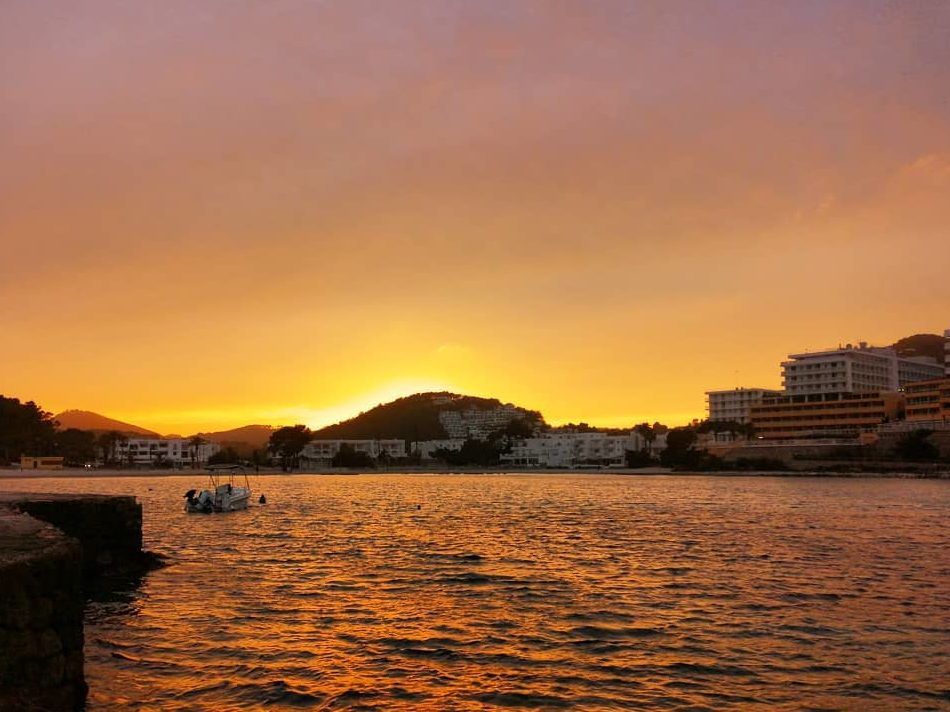 dormir-cala-Llonga-Ibiza