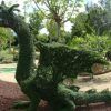 En el encantador El Bosque Encantado, cerca de Madrid, una escultura de dragón en forma de topiario hipnotiza entre frondosos árboles y vibrantes plantas. Experimente esta obra maestra verde con Entradas con descuento para El Bosque Encantado (Madrid) para vivir una aventura en el jardín de un cuento de hadas. - ForTwo - Planes para parejas