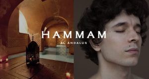 En el cálido resplandor de un baño árabe, una persona se relaja con los ojos cerrados, encarnando la tranquilidad del Hammam Al Ándalus. Este ambiente sereno refleja la esencia de MIMMA - Baño árabe con masaje en Hammam Al Ándalus Granada. - ForTwo - Planes para parejas