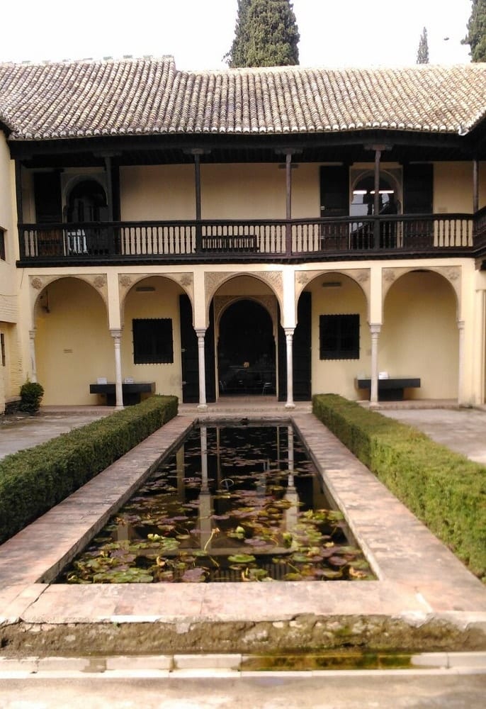 historia-de-granada-escuela-estudios-arabes