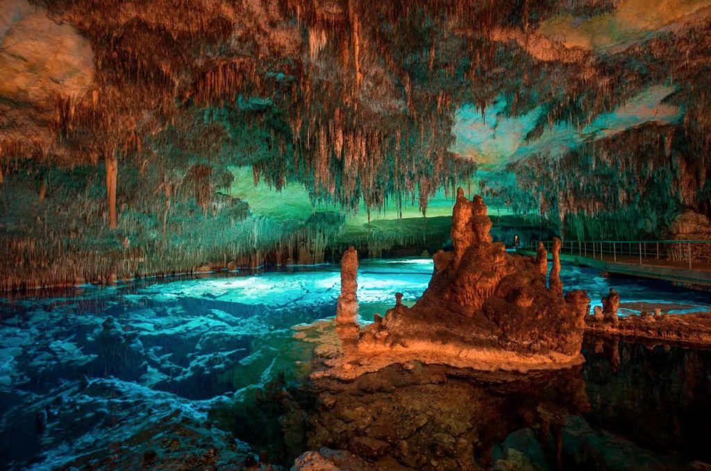 plan en islas baleares cuevas
