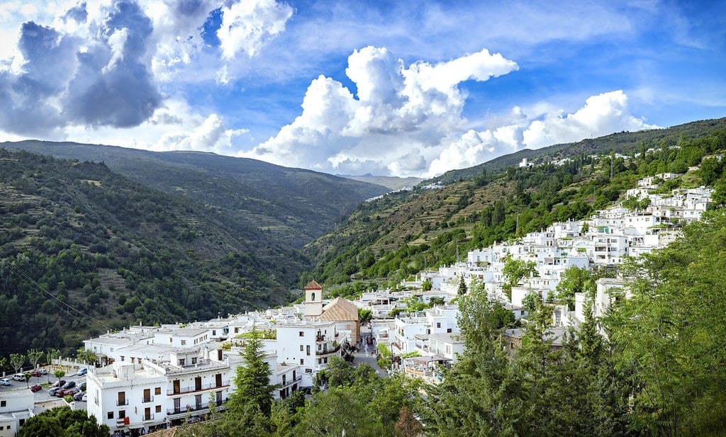 pampaneira vistas del pueblo