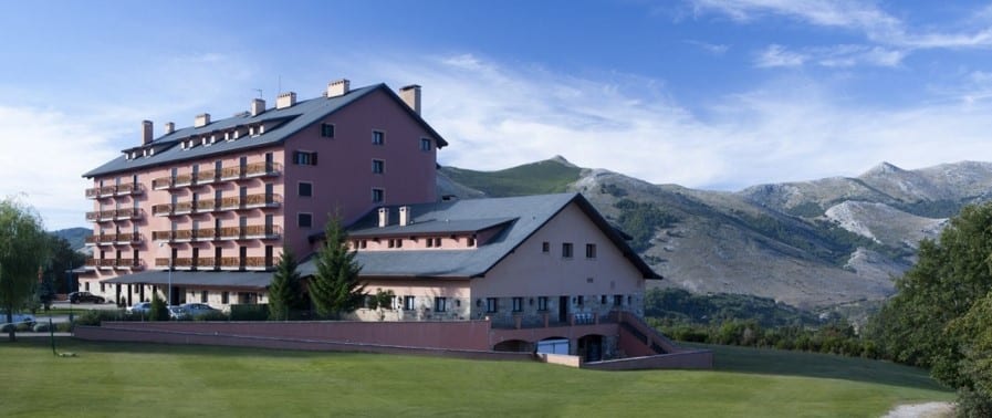 parador-pisuerga.jpg||parador-de-Avila.jpg|parador-de-gredos.jpg|parador-de-gredos.jpg|parador-de-avila||parador-de-lerma.jog|parador_de_lerma.jpg|parador-leon.jpg||parador-leon.jpg|parador leon-ppal.jpg|parador villafranca.jpg|parador villafranca-exterior.jpg|parador-pisuerga terraza.jpg|parador-pisuerga jardin.jpg|parador salamanca portada.jpg|parador salamanca portada||parador-salamanca.jpg|parador-segovia portada|parador segivia entrada.jpg|parador segovia piscina.jpg||parador-lagranja.jpg||parador-portada.jpg|parador la granja jardin.jpg|parador-soria.jpg|parador soria retaurante.jpg||parador_de_tordesillas.jpg|parador_de_tordesillas.jpg|parador-tordesillas.jpg|parador zamora.jpg|parador-zamora.jpg|parador sanabria.jpg|parador-sanabria.jpg