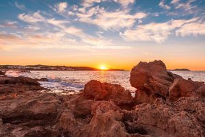 planes-islas-baleares|cala-pregonda-menorca|lago-martel-mallorca|parque-natural-ses-salines-formentera|snorkel-buceo-cabrera|excursiones-ibiza-formentera