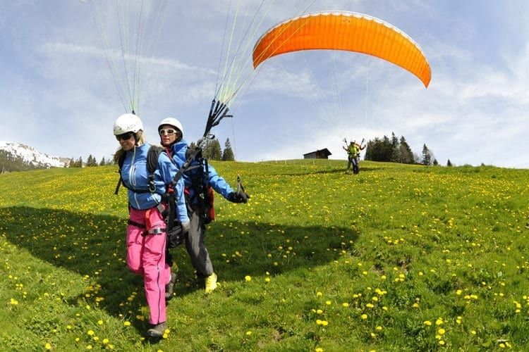 Experiencia de Vuelo biplaza en Parapente (Gijón)