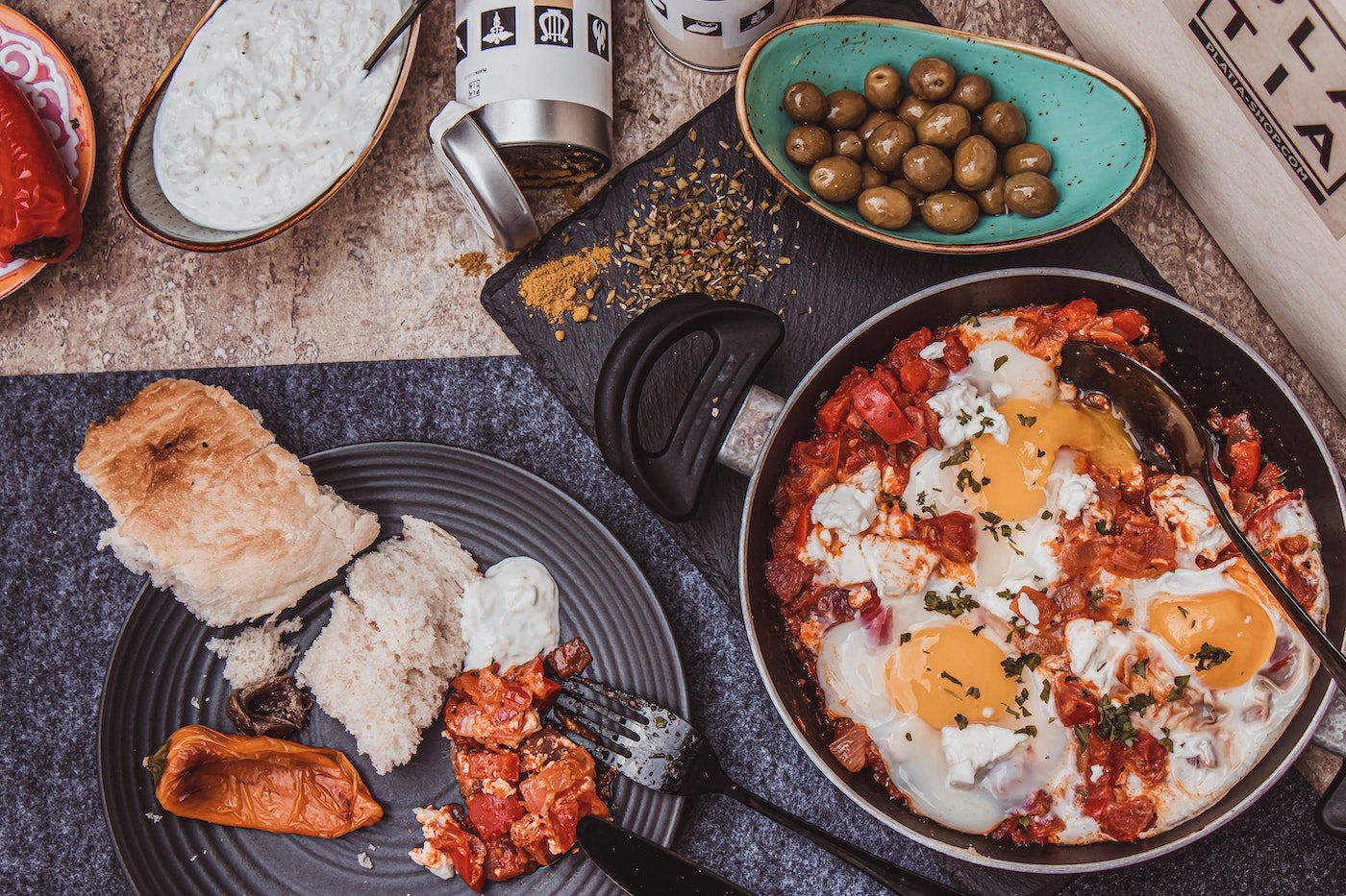Mejores restaurantes Griegos en Madrid|musaka-egeo-suvlakeria-griego-madrid|dionisos-restaurantes-griegos-madrid|egeo-suvlakeria-griega-restaurantes-griegos-madrid|kritikos-restaurantes-griegos-madrid|mandrake-restaurantes-griegos-madrid|zorba-restaurantes-griegos-madrid|acrópolis-atenas-grecia|atardecer-atenas-grecia