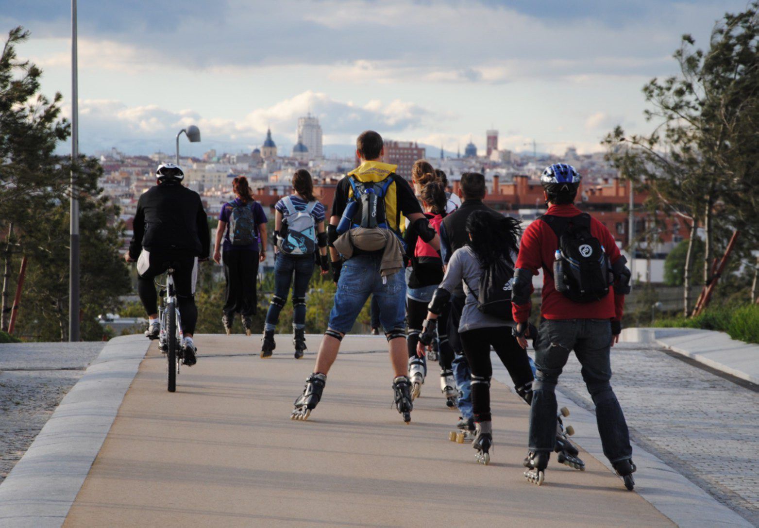 ruta-patines-madrid|madrid-centro|elretiro-palacio-cristal-madrid|clases-parque-elretiro-madrid|skatepark-madrid-rio|madrid-río|dehesa-de-la-villa-madrid|anillo-verde-madrid-mapa|skatepark-torrejon-de-ardoz-madrid|skatepark-tetuan-madrid|skatepark-torrelodones-madrid