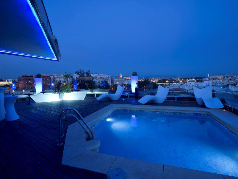terraza-piscina-ribera-triana
