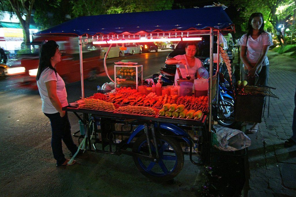 tuk-tuk-gastronomia-tailandia||gastronomia-tailandia-puestos-callejeros|||||||||||