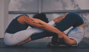 yoga-en-pareja-aprender