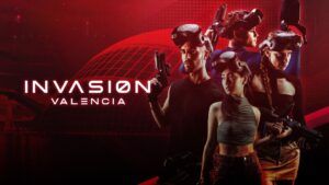 Cuatro personas, inmersas en un juego de Láser Tag VR, se ponen gafas y sostienen dispositivos sobre un fondo futurista rojo y negro. El texto dice: «Láser Tag VR: Defiende Valencia de una invasión alienígena». - ForTwo - Planes para parejas