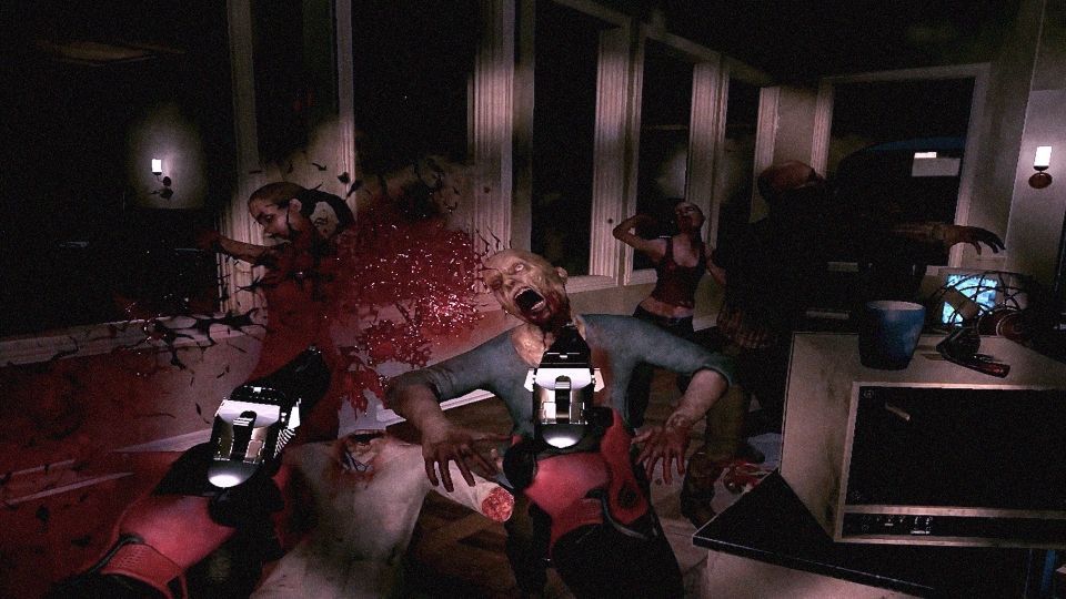 En una habitación oscura, un jugador dispara a zombies entre paredes salpicadas de sangre, sintiéndose como una intensa ronda de Láser Tag VR: Defiende Valencia de una invasión alienígena. - ForTwo - Planes para parejas